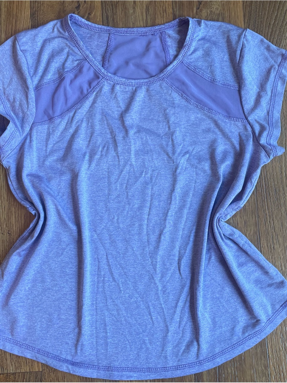 Light Purple Women's Short-Sleeve Performance Tee